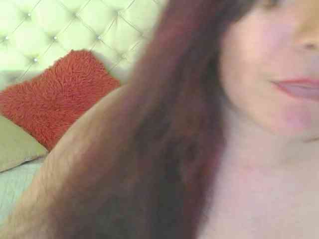 Evelyn-mature19 webcam