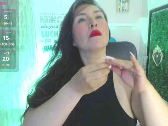 Evelyn-mature19 webcam