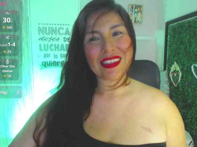 Evelyn-mature19 webcam