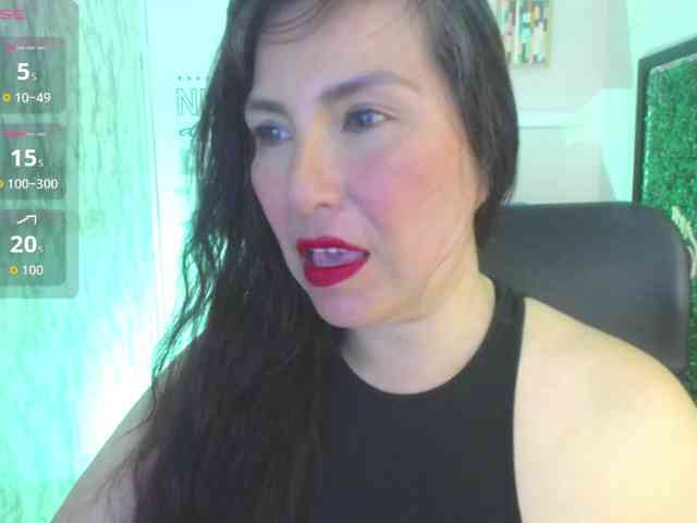 Evelyn-mature19 webcam