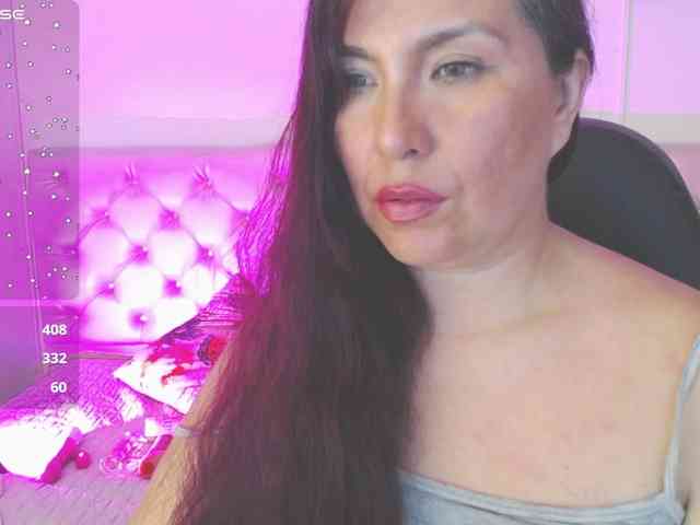 Evelyn-mature19 webcam