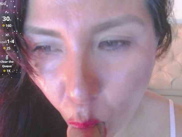 Evelyn-mature19 webcam