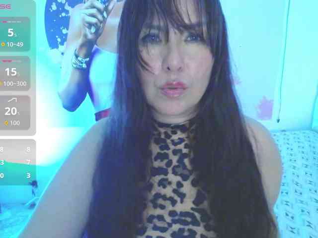 Evelyn-mature19 webcam