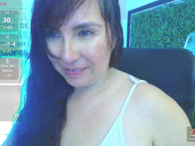 Evelyn-mature19 webcam
