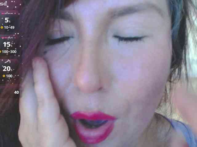 Evelyn-mature19 webcam