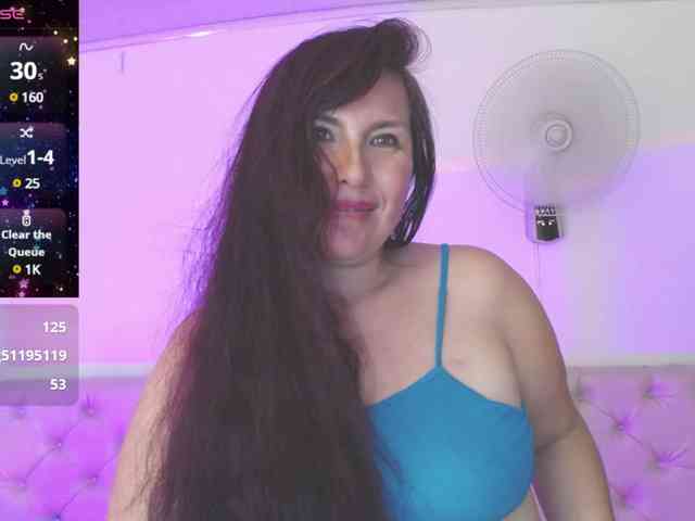 Evelyn-mature19 webcam
