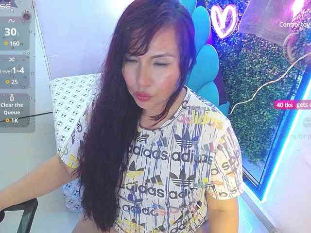 Evelyn-mature19 webcam