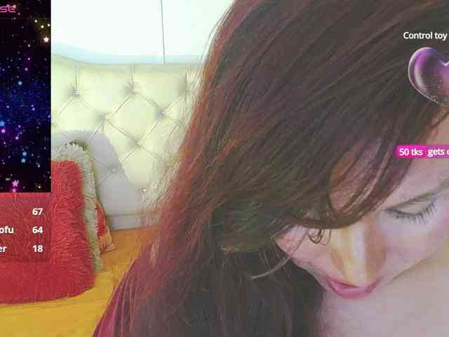 Evelyn-mature19