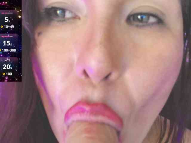 Evelyn-mature19 webcam
