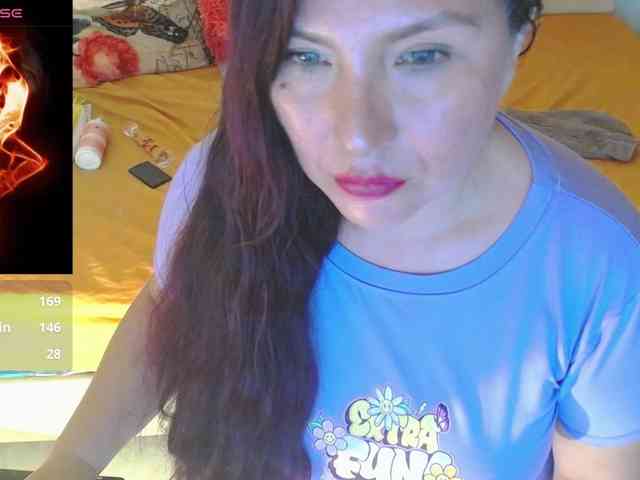 Evelyn-mature19 webcam
