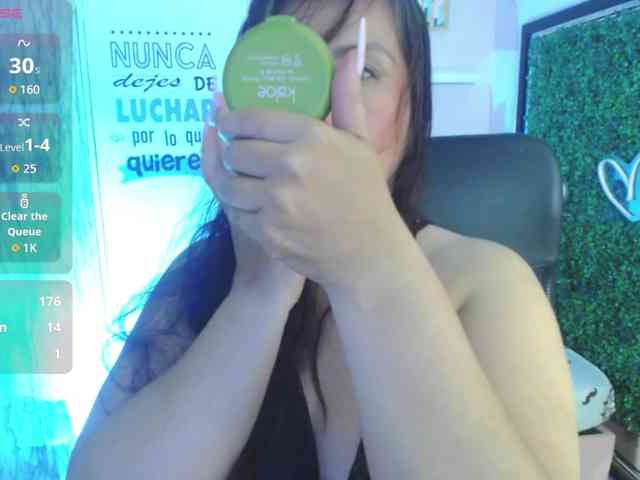 Evelyn-mature19 webcam