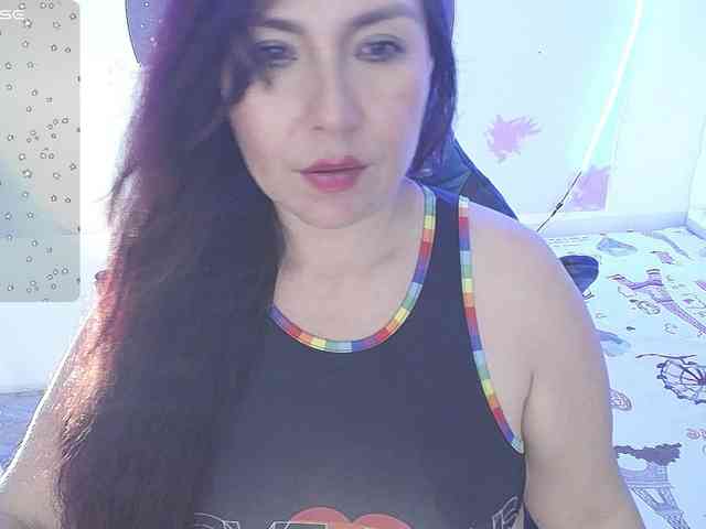 Evelyn-mature19 webcam