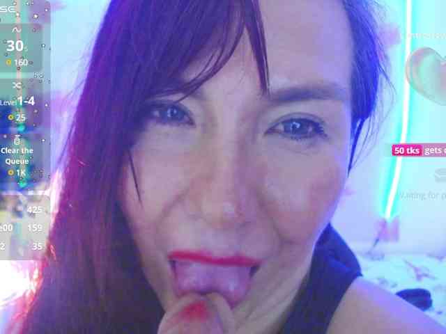 Evelyn-mature19 webcam