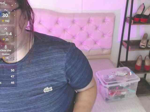 Evelyn-mature19 webcam