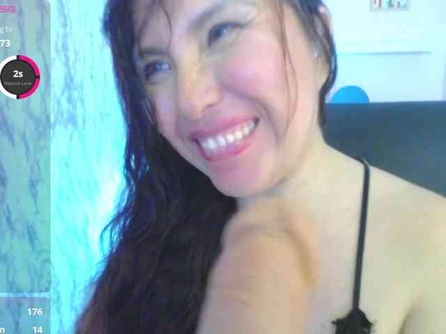 Evelyn-mature19 webcam