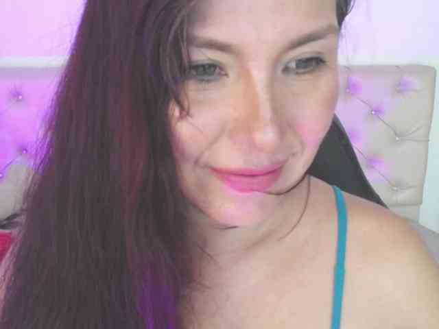 Evelyn-mature19 webcam