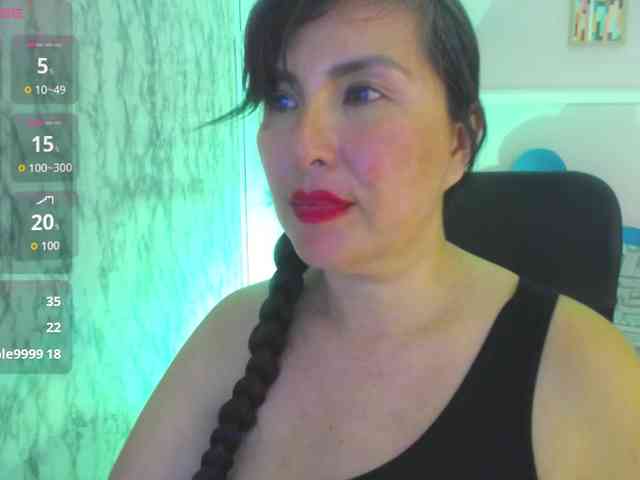 Evelyn-mature19 webcam