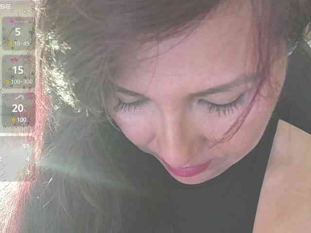 Evelyn-mature19 webcam