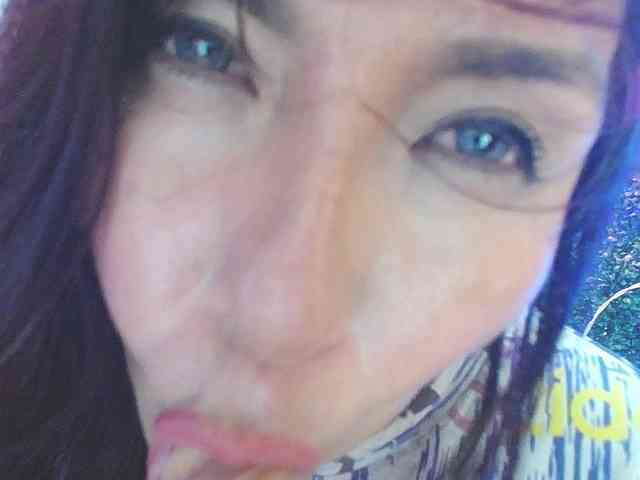 Evelyn-mature19 webcam