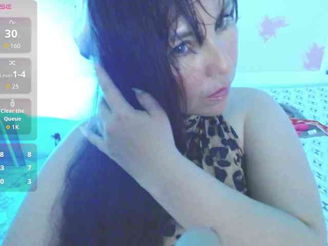 Evelyn-mature19 webcam