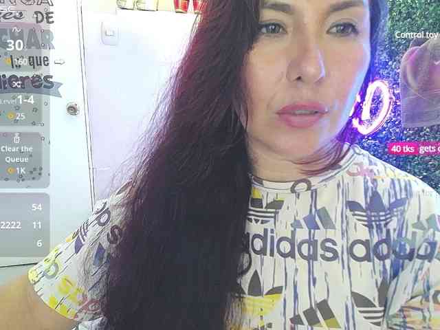 Evelyn-mature19 webcam
