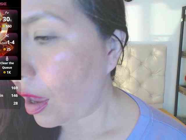 Evelyn-mature19 webcam