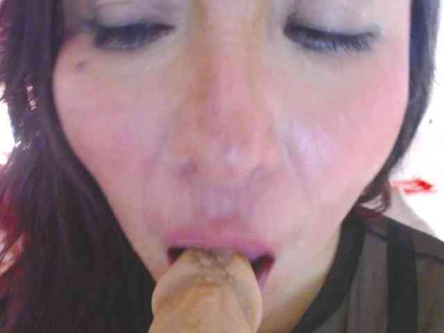 Evelyn-mature19 webcam
