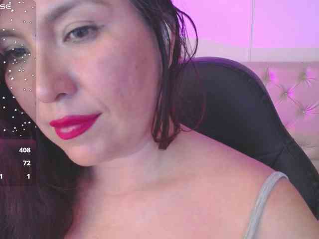Evelyn-mature19 webcam