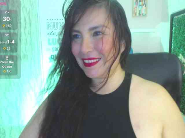 Evelyn-mature19 webcam