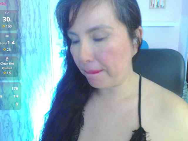 Evelyn-mature19 webcam