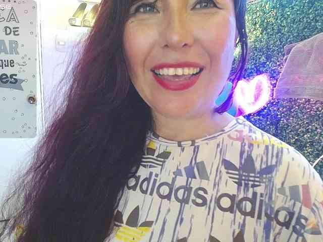 Evelyn-mature19 webcam