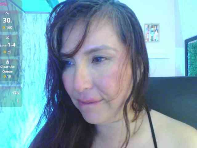 Evelyn-mature19 webcam