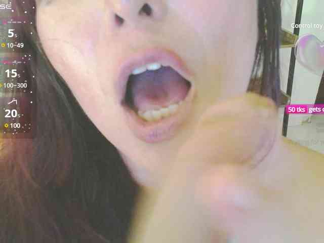 Evelyn-mature19 webcam