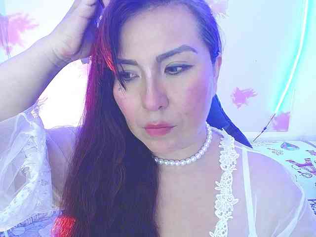 Evelyn-mature19 webcam