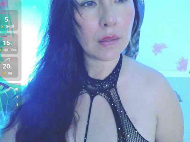 Evelyn-mature19 webcam