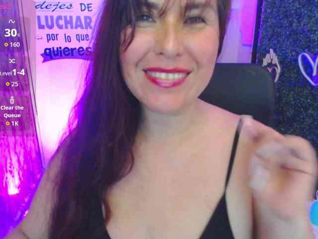 Evelyn-mature19 webcam