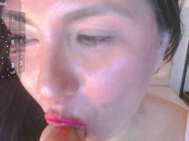 Evelyn-mature19 webcam