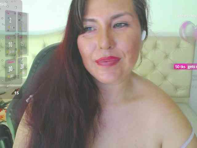 Evelyn-mature19 webcam