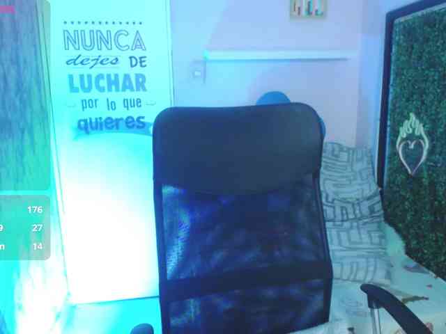 Evelyn-mature19 webcam