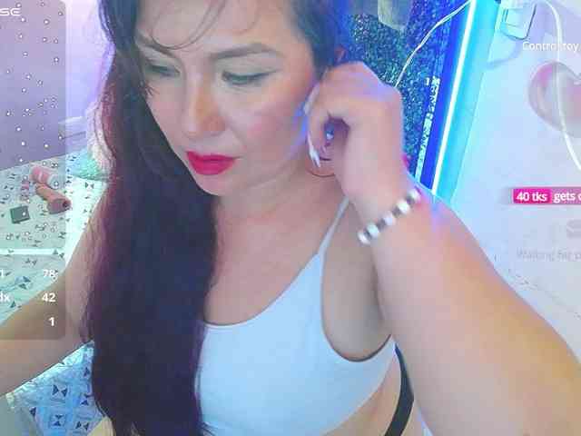Evelyn-mature19 webcam