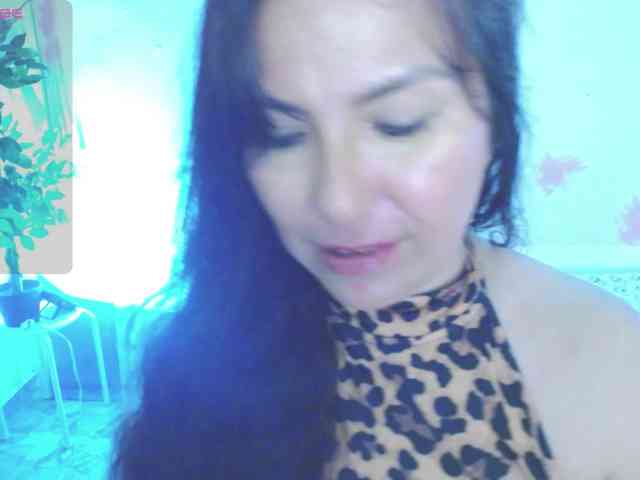 Evelyn-mature19 webcam