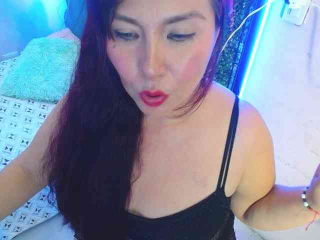 Evelyn-mature19 webcam