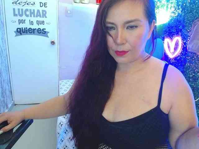 Evelyn-mature19 webcam