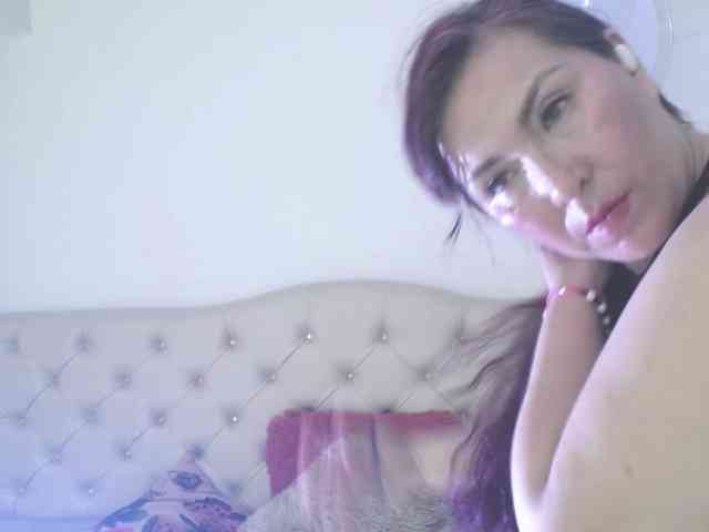 Evelyn-mature19 webcam