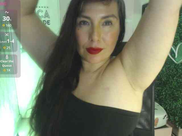 Evelyn-mature19 webcam