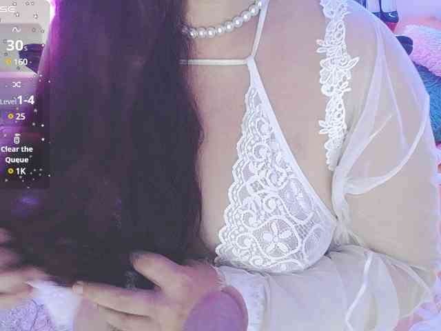 Evelyn-mature19 Evelyn-mature19