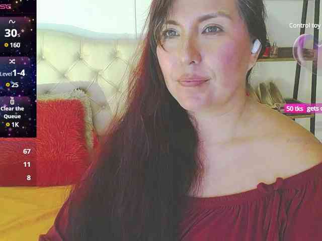 Evelyn-mature19 webcam