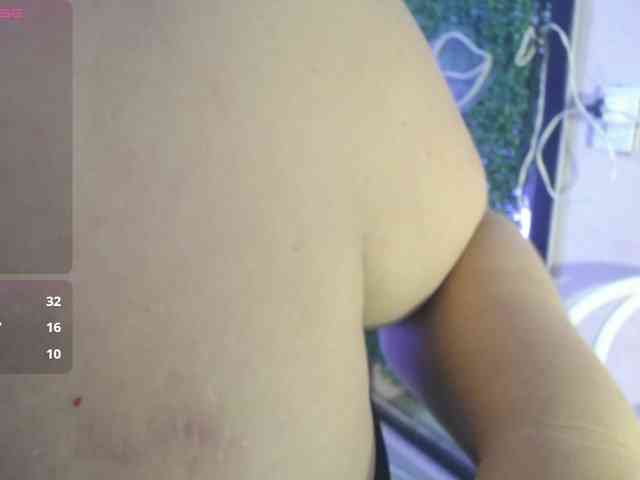 Evelyn-mature19 webcam