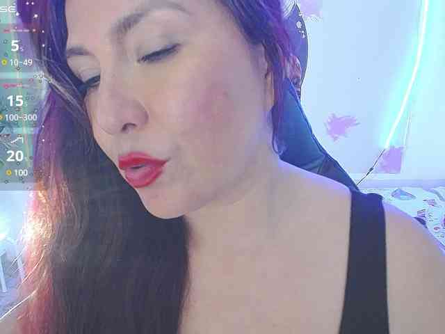 Evelyn-mature19 webcam