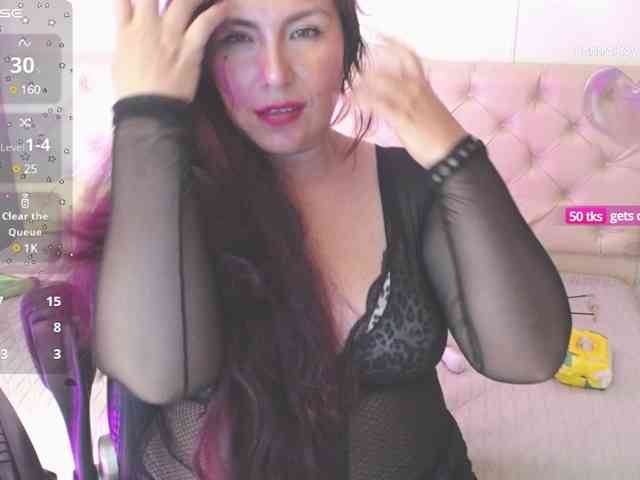 Evelyn-mature19 webcam